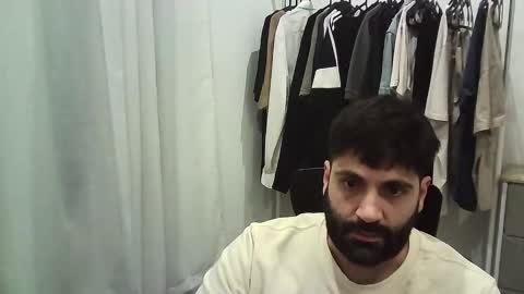 italianboybcn online show from January 2026 09:07:02 PM