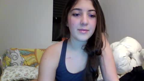 Snapshot of italiankittyx chatting on September 2025 09:42:01 PM ItalianKitty online show from September 2025 09:42:01 PM