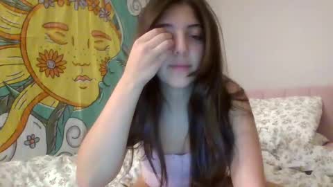 Snapshot of italiankittyx chatting on November 2025 02:10:01 AM ItalianKitty online show from November 2025 02:10:01 AM