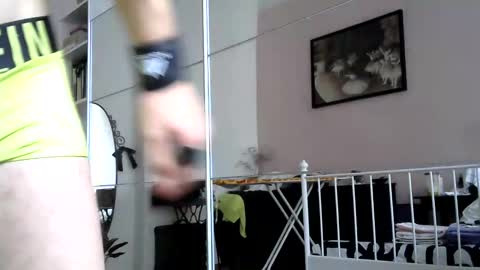 Snapshot of italianmonsterd chatting on September 2025 10:04:02 AM italianmonsterD online show from September 2025 10:04:02 AM