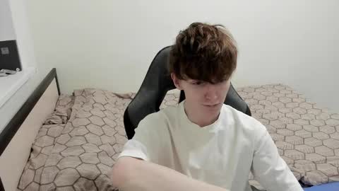 Snapshot of ithan_red chatting on December 2024 04:27:02 PM Ethan online show from December 2024 04:27:02 PM