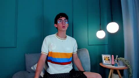 its_alejo online show from July 2026 01:06:01 PM