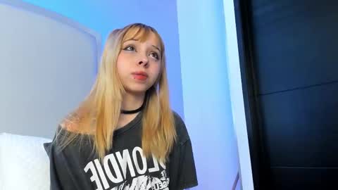 Snapshot of its_bibi chatting on February 2026 06:07:01 AM its_bibi online show from February 2026 06:07:01 AM