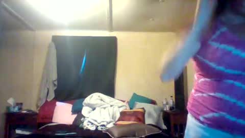 Snapshot of its_kimber chatting on June 2026 01:42:01 PM its kimber online show from June 2026 01:42:01 PM