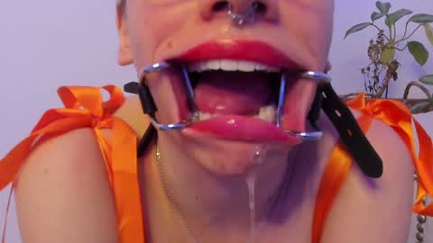 Maria online show from December 2024 07:36:01 PM