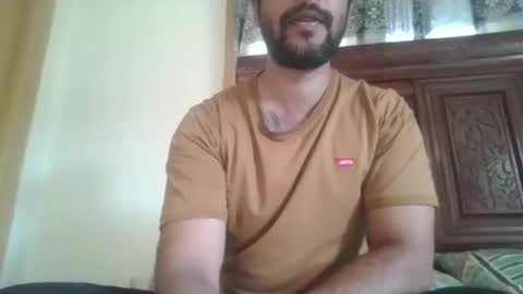 Snapshot of its_me_2323 chatting on April 2026 05:10:01 AM its_me_2323 online show from April 2026 05:10:01 AM
