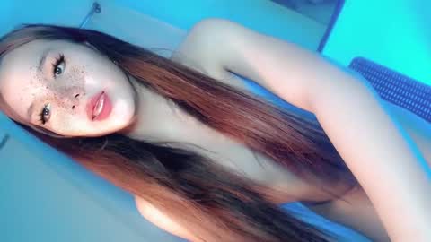 EZZIE online show from January 2025 11:12:02 AM