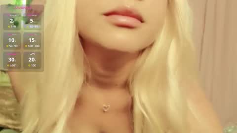 itsauroraborealis online show from May 2026 05:14:02 AM