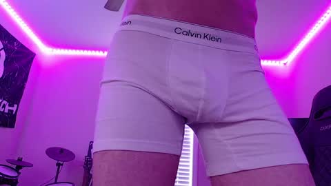 Snapshot of itslamayo chatting on March 2026 09:54:02 PM itslamayo online show from March 2026 09:54:02 PM