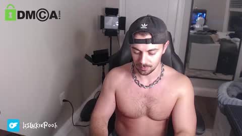 Itslukiepooh online show from January 2026 01:32:01 AM