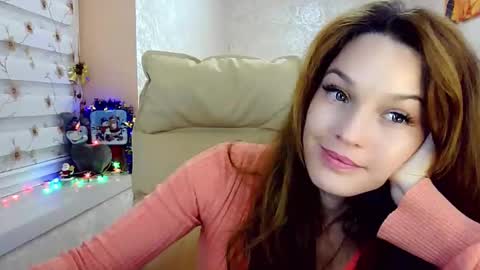 itslunaday online show from December 2024 05:04:01 PM