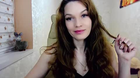 itslunaday online show from March 2025 06:23:02 PM