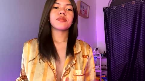 Andrea online show from May 2026 03:39:02 PM