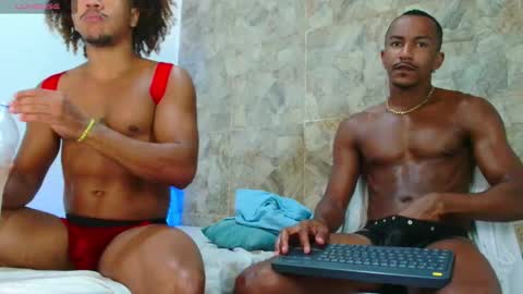 Snapshot of itsmikenoir chatting on October 2025 02:18:02 PM Limited offer 50    online show from October 2025 02:18:02 PM