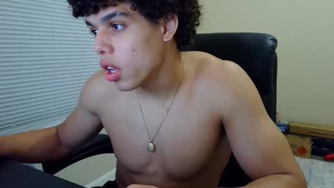 Snapshot of itstarzan chatting on February 2026 05:24:01 AM TARZAN online show from February 2026 05:24:01 AM