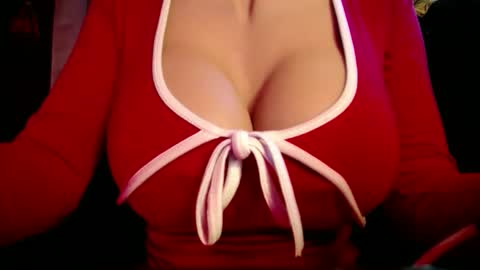 Snapshot of itsur_sweetiepie chatting on October 2025 11:39:02 PM itsur_sweetiepie online show from October 2025 11:39:02 PM