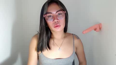 itsurgil_kloeh online show from November 2025 10:54:02 AM