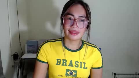 itsurgil_kloeh online show from December 2025 07:10:01 PM