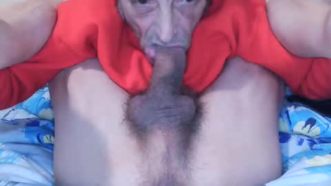 Snapshot of iuuuf2 chatting on February 2025 01:13:01 AM Iuuuf2 or Samel online show from February 2025 01:13:01 AM