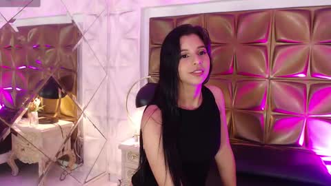 Snapshot of ivanawatson chatting on March 2025 11:53:01 PM IvanaWatson online show from March 2025 11:53:01 PM