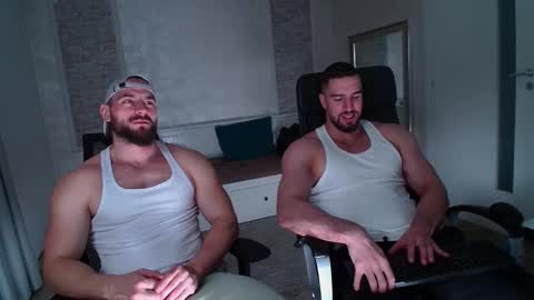 IvanHydee online show from February 2026 06:00:02 AM