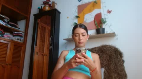 Snapshot of ivanna_dl chatting on June 2026 02:33:01 PM Ivanna online show from June 2026 02:33:01 PM