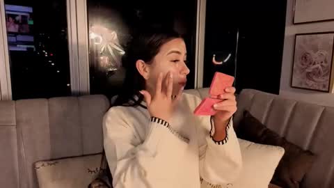 Ivanna West online show from December 2025 10:09:02 AM