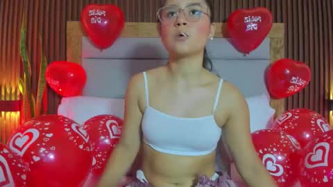 I V E T T E online show from February 2026 02:03:01 PM