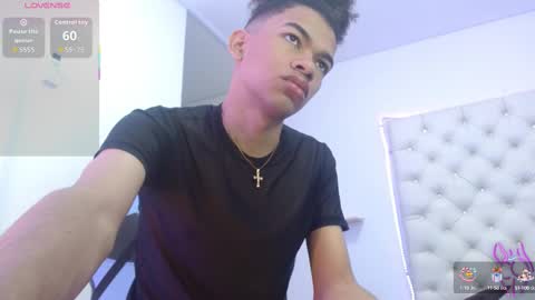 Snapshot of ivone_rose_ chatting on September 2025 12:10:02 PM Ivon online show from September 2025 12:10:02 PM