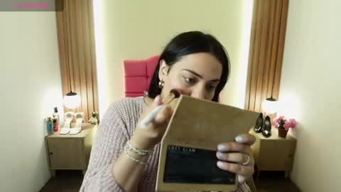 I V O N N E R O S S online show from March 2026 11:55:02 AM