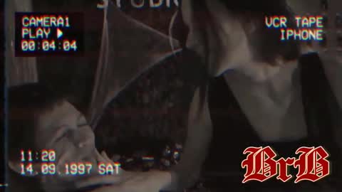 Ivy and Lester online show from December 2024 09:23:02 PM