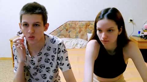 Ivy and Lester online show from March 2025 06:34:01 PM