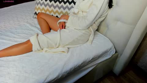 Ivy online show from March 2026 11:13:01 PM