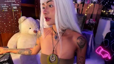 Ivy bank   online show from December 2025 08:04:02 PM