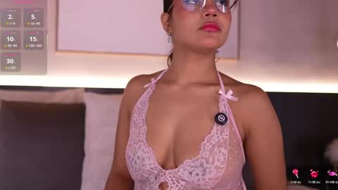 Snapshot of ivyellis chatting on April 2026 11:52:02 AM ivyellis online show from April 2026 11:52:02 AM