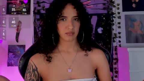 Snapshot of ivymanson_ chatting on February 2025 06:53:01 PM Camila online show from February 2025 06:53:01 PM