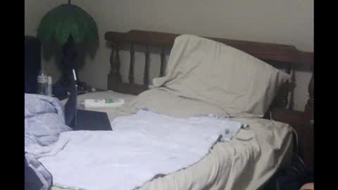 iwhitesmurf online show from November 2025 05:06:01 AM