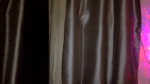 iysisfv online show from October 2025 01:11:01 AM