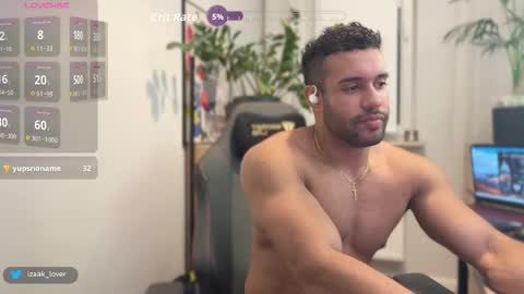 Izaak online show from September 2025 11:37:02 PM