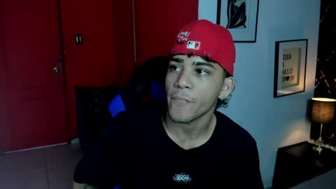 Snapshot of izaak_taylor7 chatting on April 2026 12:44:02 PM izaack online show from April 2026 12:44:02 PM