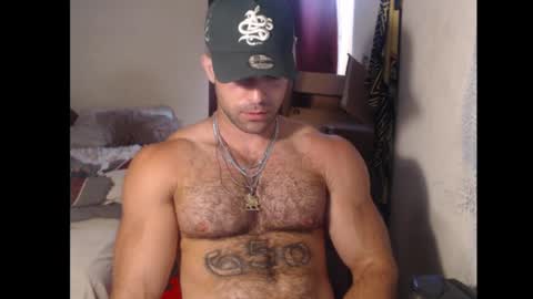 izak144 online show from October 2025 04:36:02 PM