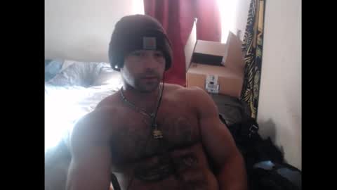 izak144 online show from October 2025 04:42:01 PM