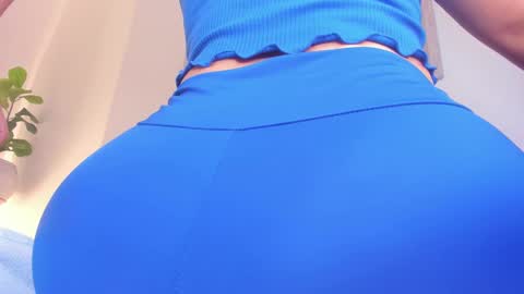 Iza online show from January 2025 05:08:01 AM