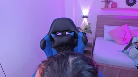 Iza online show from October 2025 01:06:02 PM