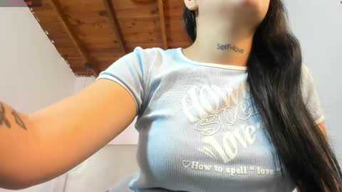 izelevans online show from June 2026 11:27:02 AM