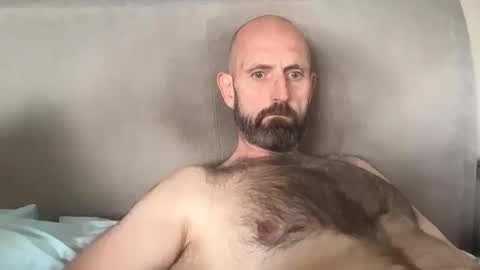 izzysboytoy1 online show from May 2026 12:23:02 PM