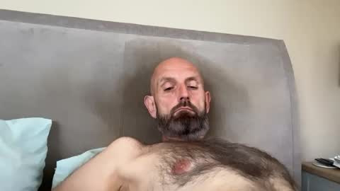 izzysboytoy1 online show from June 2026 11:21:02 AM
