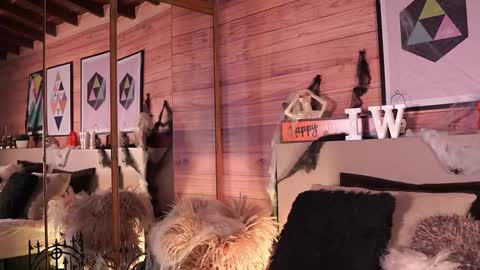 izzywild1 online show from October 2025 12:00:02 PM