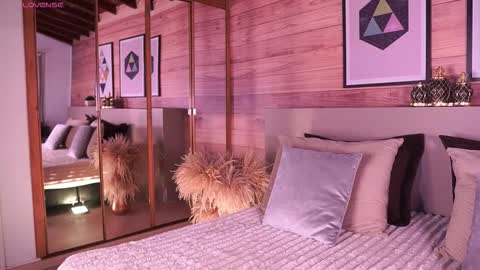 Snapshot of izzywild1 chatting on January 2026 10:20:01 AM izzywild1 online show from January 2026 10:20:01 AM