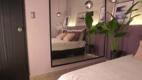 Snapshot of izzywild1 chatting on February 2026 11:13:01 AM izzywild1 online show from February 2026 11:13:01 AM